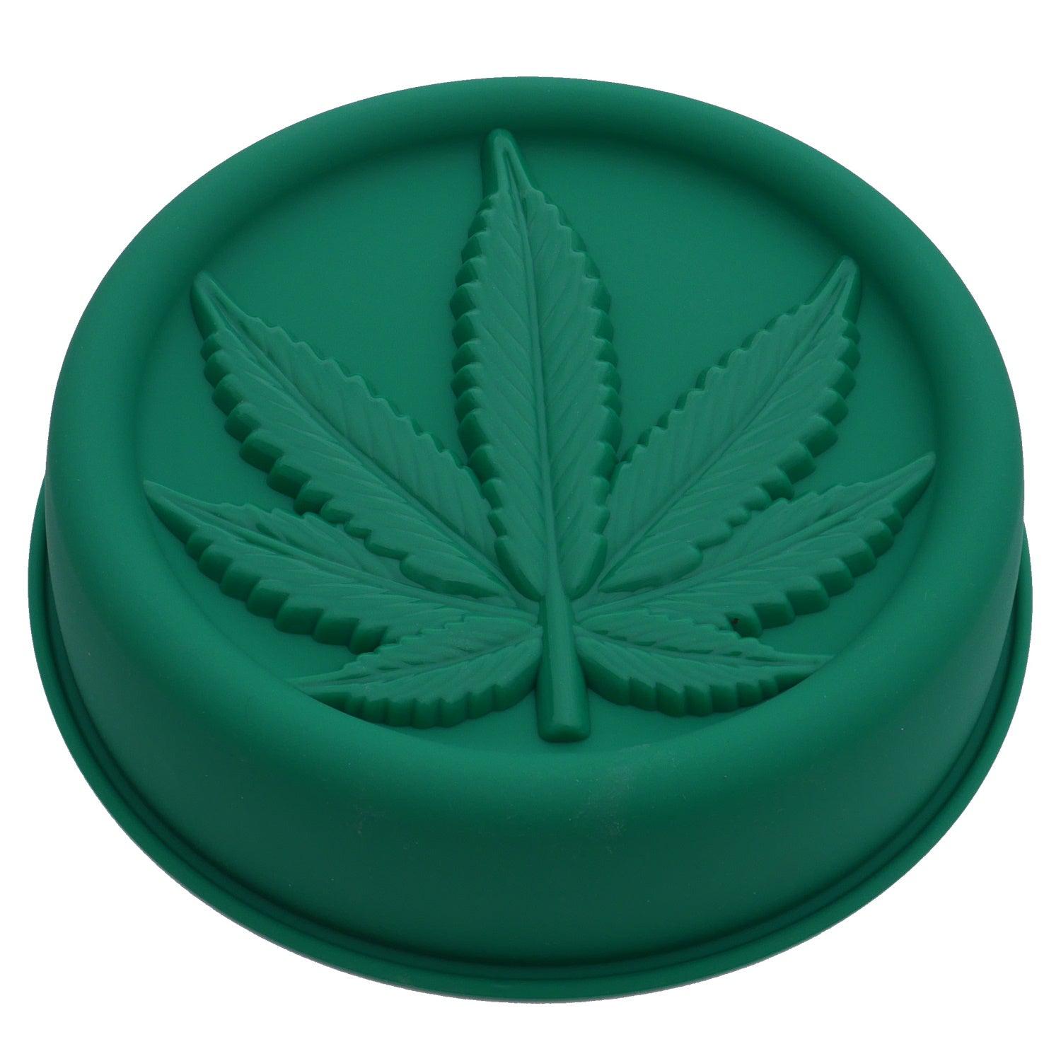  PJ BOLD Marijuana Weed Leaf Gummy Molds Silicone Candy Mold Kit  - 3 Pack : Home & Kitchen